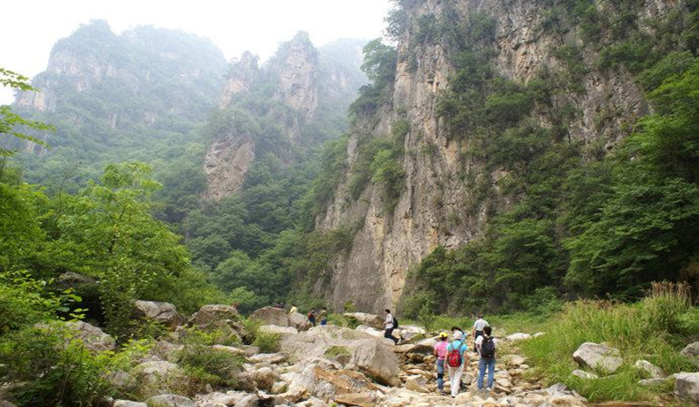 鄭州徒步團建《焦作淨影大峽谷》主題團建